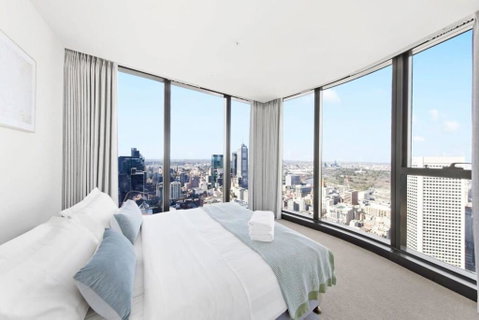 A 3BR Apt Next To Melbourne Central FREE Parking - Accommodation 4U 1