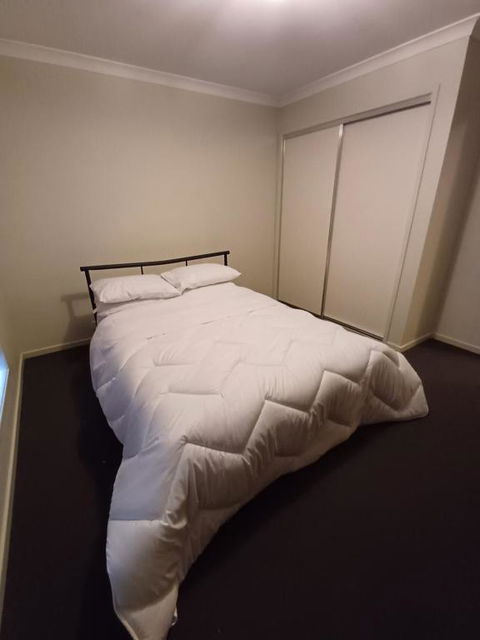 A Beautiful And Spacious Home - Accommodation 4U 3