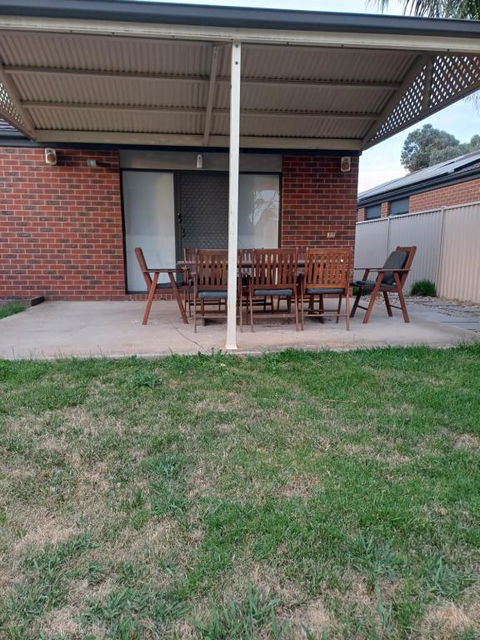 A Beautiful And Spacious Home. - Accommodation 4U 2