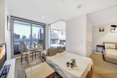 A Chic 2BR Apt Near Southern Cross City Views - Accommodation 4U 3