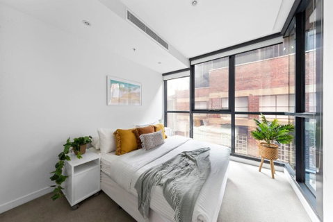 A Chic & Comfy 2BR Apt Near Federation Square - Accommodation 4U 0