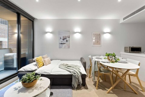 A Chic & Comfy 2BR Apt Near Federation Square - Accommodation 4U 1