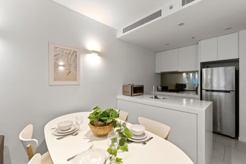 A Chic & Comfy 2BR Apt Near Federation Square - Accommodation 4U 2