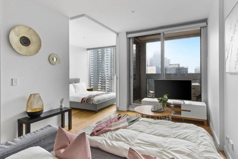 A Chic & Lovely 2BR Apt CBD With City Views - Accommodation 4U 3