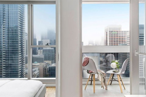 A Chic & Lovely 2BR Apt CBD With City Views - Accommodation 4U 4
