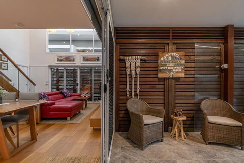 A Perfect Stay - Byron Sunrise - Heated Pool - Accommodation 4U 4