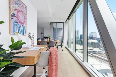A Stylish 3BR Apt With Harbour Views FREE Parking - Accommodation 4U 4