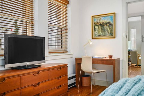 A1 Art Deco 2 Bedroom Apt Sleeps 5 Nimmo1 - Accommodation 4U 4