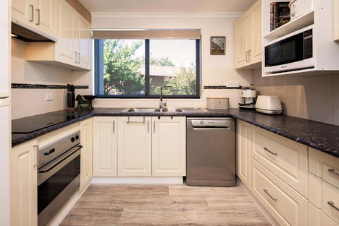 Aalen Lakeview Suite - Accommodation 4U 3
