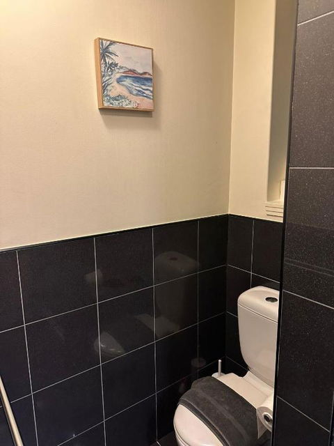 Acland Street Studio Apartment FREE PARKING - Accommodation 4U 4