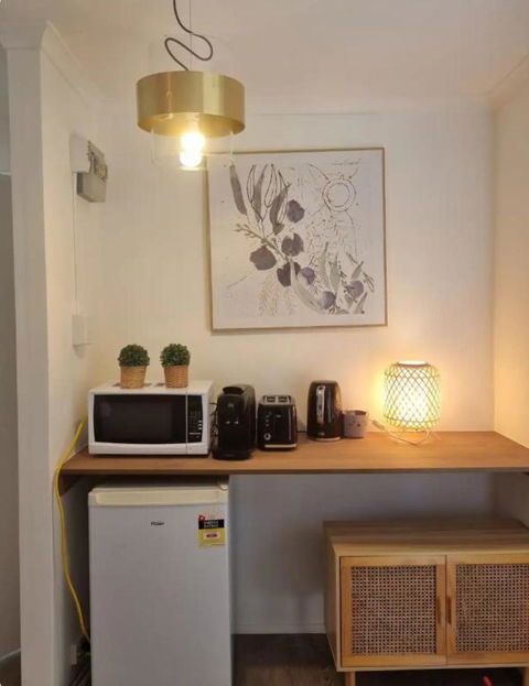 A Comfortable And Quiet 2bedroom House And A 1bedroom Bungalow - Accommodation 4U 3