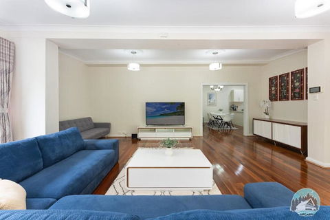 Aircabin - Denistone - 3 Beds Lovely House - Accommodation 4U 0