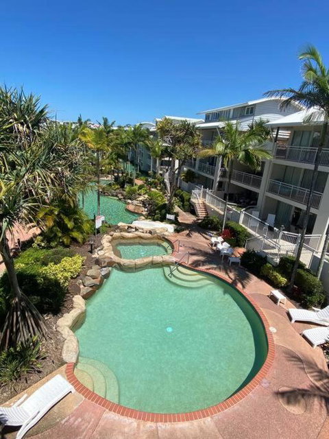 Alex Heads Beachfront Resort King Bed Studio Room - Accommodation 4U 3