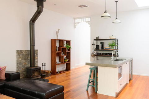 Alma, Art Deco Home In Caufield North - Accommodation 4U 4
