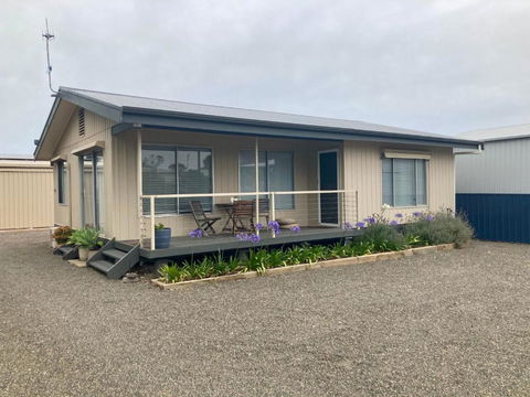 Almonta Escape - COFFIN BAY - Perfect For Couples Or Families - Accommodation 4U 3