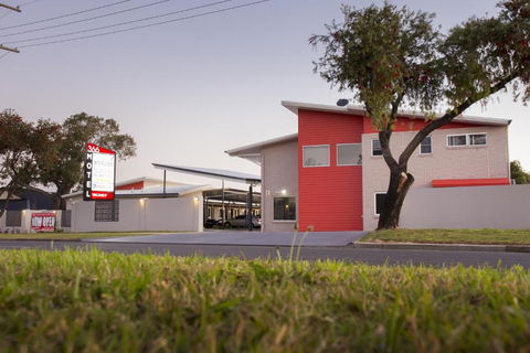 Altitude Motel Apartments - Accommodation 4U 0