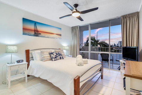 Amazing Water Views Surfers Paradise - Accommodation 4U 4
