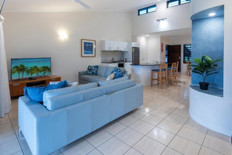 Anchorage Apartments On Hamilton Island By HIHA - Accommodation 4U 4