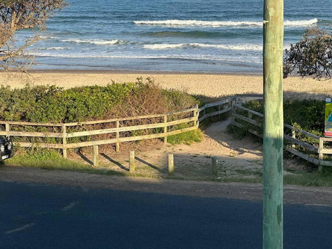 Amani Beach Haus, On The Beach - Accommodation 4U 0