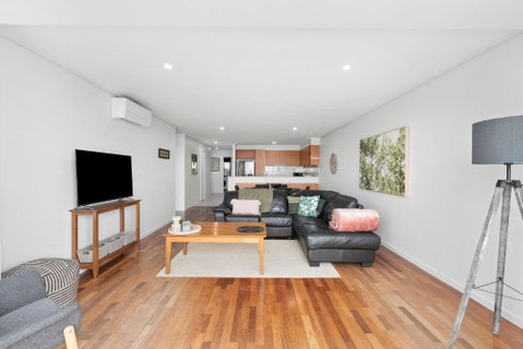 Apartment 13 Pacific Apartments - Accommodation 4U 4