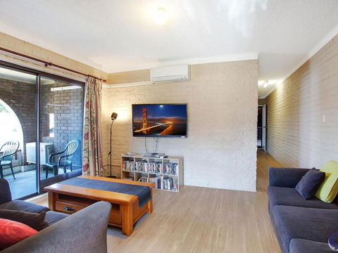 Apollo Unit 12 Ground Floor - Accommodation 4U 1