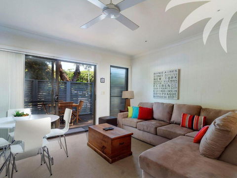 Aqua Apartment 4 - Accommodation 4U 2