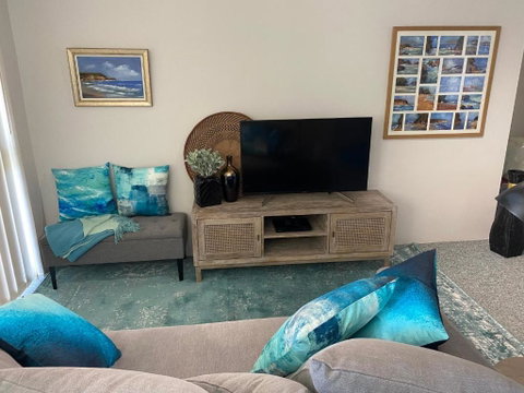 Aqua On Bribie 100 Metres To Beach And Shops - Accommodation 4U 2