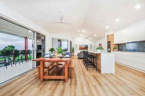 Aquatic Abode - Accommodation 4U 0