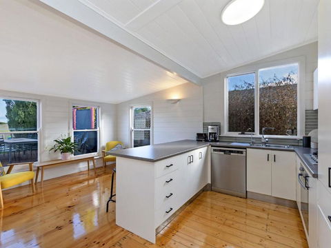 Avery Cottage - Accommodation 4U 1