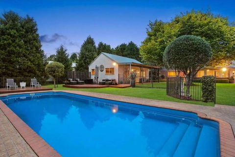 Avonlea, Bowral, Southern Highlands - Accommodation 4U 4