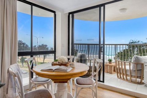 Athena By The Sea Luxurious Beachfront Retreat - CoastHM - Accommodation 4U 1