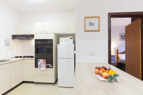 B3 Crawley Apartment 1 BRM & Sleepout Near UWA - Accommodation 4U 4