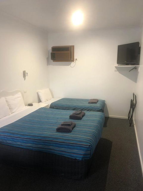 Bandicoot Motor Inn Hamilton - Accommodation 4U 1