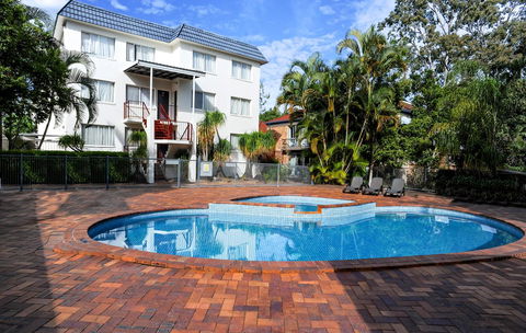 Southport Motel & Apartments - Accommodation 4U 3