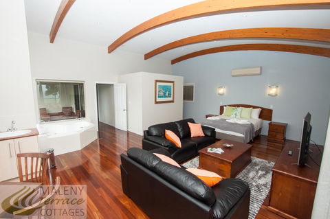 Maleny Terrace Cottages - Accommodation 4U 22