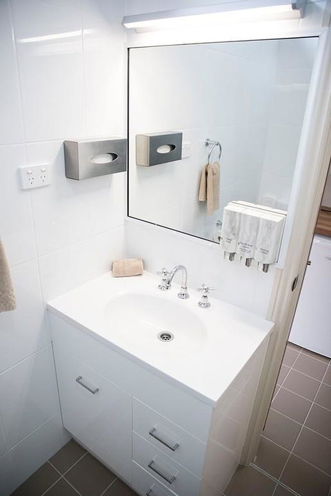 Charleville Motel - Accommodation 4U 13