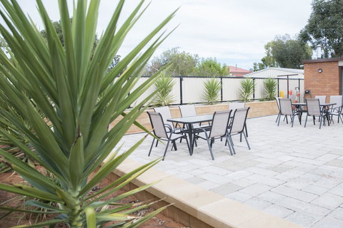 Charleville Motel - Accommodation 4U 22