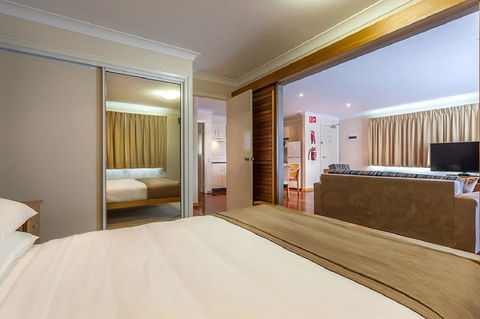 Eastgate On The Range Motel - Accommodation 4U 12