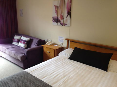 Eastgate On The Range Motel - Accommodation 4U 33