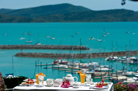 Whitsunday Moorings B&B - Accommodation 4U 4