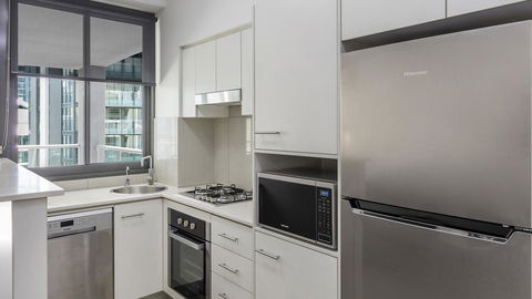Apartments @ 212 Margaret - Accommodation 4U 9