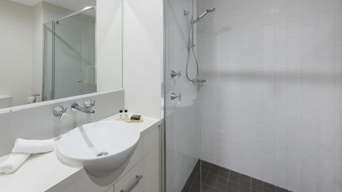 Apartments @ 212 Margaret - Accommodation 4U 5