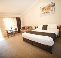Roma Explorers Inn - Accommodation 4U