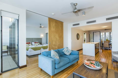 Boathouse Port Of Airlie - Accommodation 4U 5