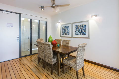 Boathouse Port Of Airlie - Accommodation 4U 10