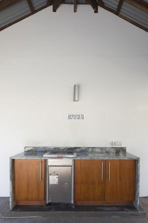 Boathouse Port Of Airlie - Accommodation 4U 22