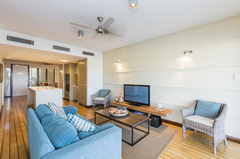 Boathouse Port Of Airlie - Accommodation 4U 9