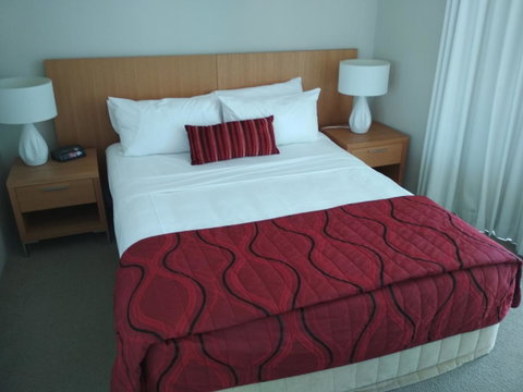 Maldives Resort Main Beach, Gold Coast - Accommodation 4U 36