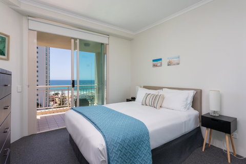 Maldives Resort Main Beach, Gold Coast - Accommodation 4U 20
