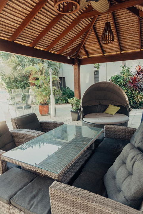 Burleigh Palms Holiday Apartments - Accommodation 4U 30